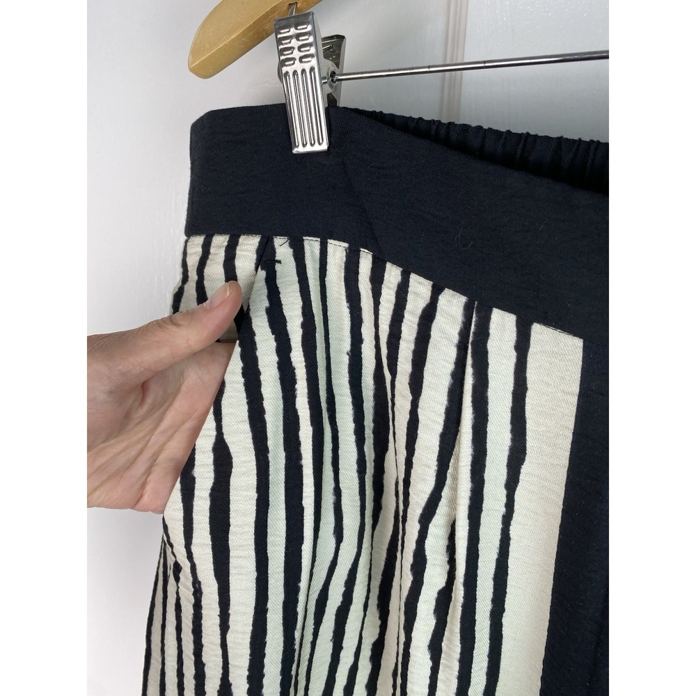 NWT Simply Vera Vera Wang Women's XL Cream Black Striped High Rise Pull On Pants - Picture 3 of 9